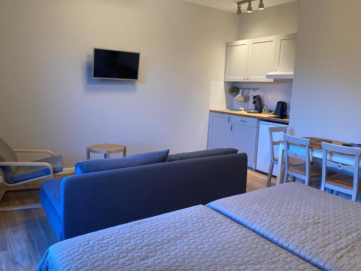 Apartamenty Black Lion Pcim Luaran gambar