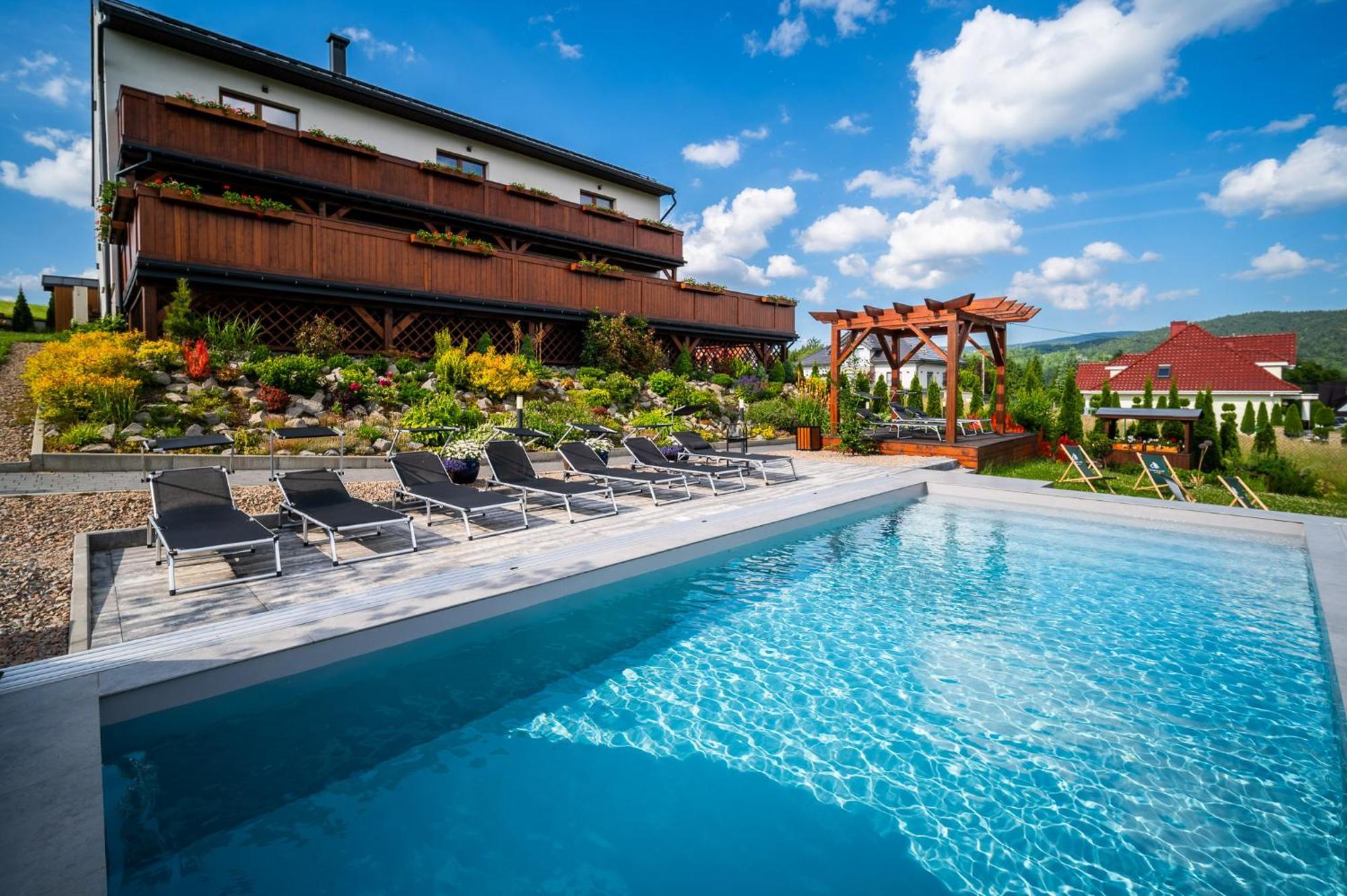 Apartamenty Black Lion Pcim Luaran gambar