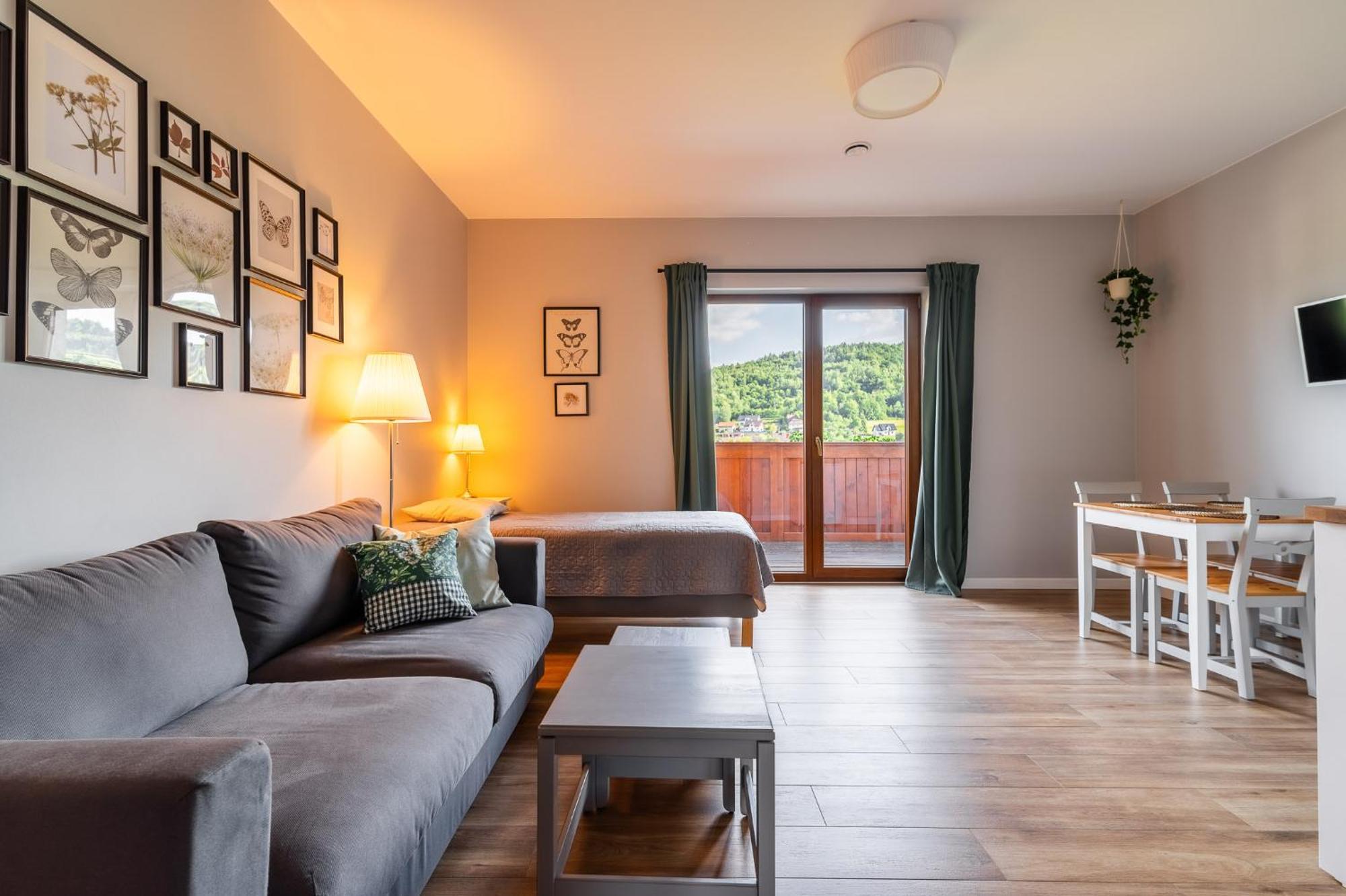 Apartamenty Black Lion Pcim Luaran gambar